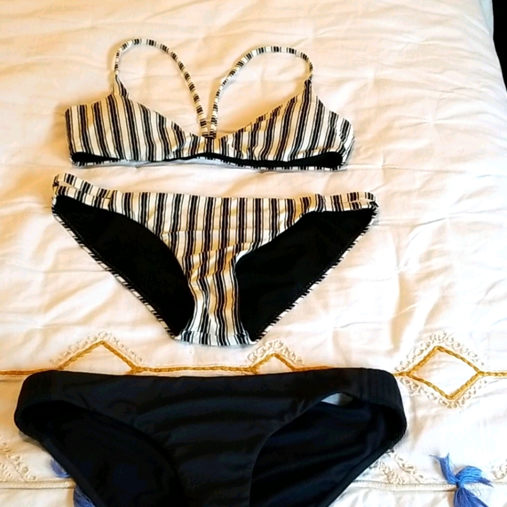 Billabong Bikini Set